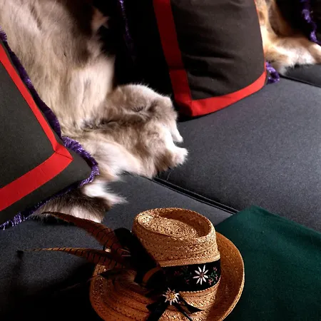 House Of Huetter - Wachtelhof & Отель 5*